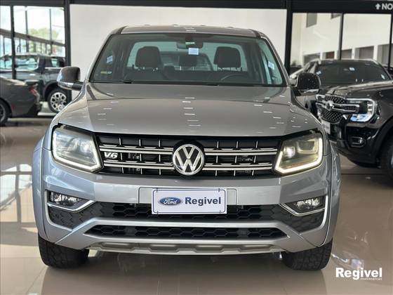 VOLKSWAGEN AMAROK 3.0 V6 TDI DIESEL HIGHLINE CD 4MOTION AUTOMÁTICO VOLKSWAGEN AMAROK 3.0 V6 TDI DIESEL HIGHLINE CD 4MOTION AUTOMÁTICO